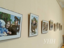 Открылась выставка "Женское лицо новой патрульной полиции" в Кировограде