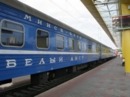 Под Харьковом пассажирский поезд отрезал женщине ноги