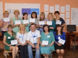 11 педагогов из Добропоья получили сертификаты
