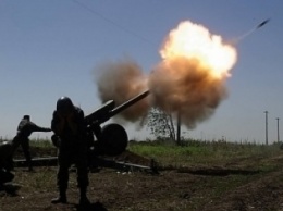 Бои в АТО: боевики штурмуют Авдеевку, Марьинку и еще пять поселков