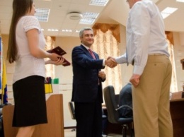 Урбанский получил от фонда Кравчука крест «за сохранение Украины»