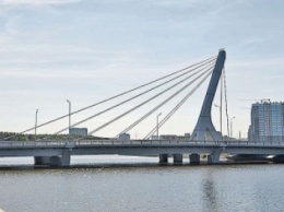 На мосту Кадырова в Питере баннером призвали убивать россиян (ФОТО)