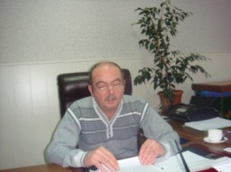 Неизвестные люди потребовали от Искандера Искандерова сложить депутатский мандат