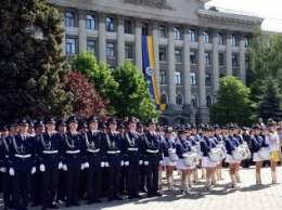 Выпускники Национальной академии Министерства внутренних дел Украины едут служить домой, в Донецкую область, - Аброськин
