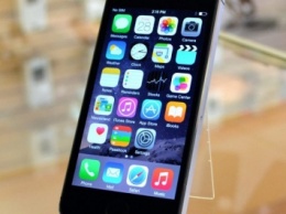 «Евросеть» выплатит покупательнице бракованного iPhone 5s более 88 000 рублей