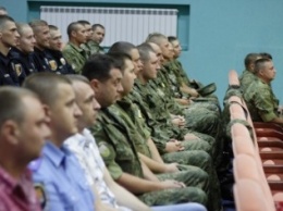 В Полтаве генерал армии Василишин награждал полицейских