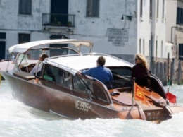 Кейт Мосс c возлюбленным на отдыхе в Венеции
