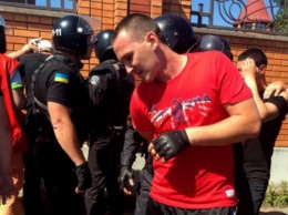 Во время ЛГБТ-марша в Киеве ранены 5 милиционеров, открыто уголовное дело, - МВД