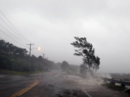 Возникший в Тихом океане ураган "Бланка" усилился до четвертой категории