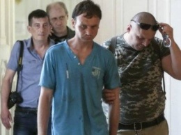 Захваченного под Мирьинкой в плен бойца освободили