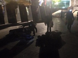 СМИ: Люди спортивного телосложения уничтожили палаточный городок на Майдане