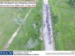 ОБСЕ сообщает об огромных очередях на пунктах пропуска на Донбассе