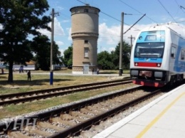 К курортному сезону Укрзализныця обновила станции и запустила новые поезда в Херсонской области