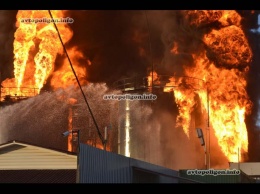 На Киевщине горит нефтебаза - привлечено 62 единицы пожарной и спецтехники. ФОТО+видео
