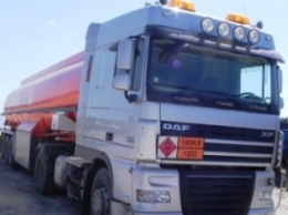 На Полтавщине задержали автомобиль с 19 тоннами нефтепродукта