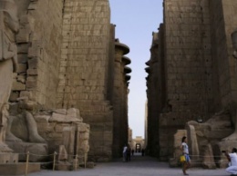 В Египте у храма подорвался смертник, - источник