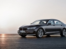BMW официально представила новый флагманский седан 7-Series (видео)