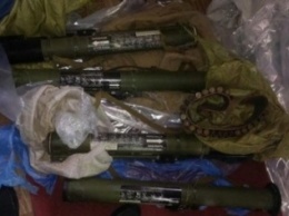В Изюме СБУ задержала поставщика оружия и взрывчатки из района АТО (ФОТО)