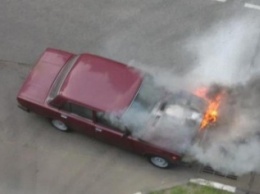 На Полтавщине горел автомобиль