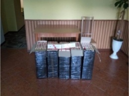 Пограничники обнаружили 2,5 тыс. пачек сигарет на украинско-румынской границе