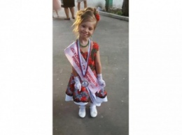Девочка из Новосибирска получила титул "Детская супермодель России"