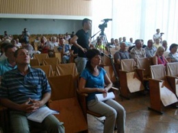 Сессия в Рубежном. И снова скандал и громкие заявления из зала (видео)