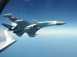 Над Черным морем истребитель ВВС РФ пролетел в 3-х метрах от самолета ВВС США
