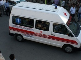 Автобус с паломниками сорвался с дамбы в Индии, погиб 21 человек