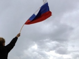 В Ростове перед генконсульством Украины проходит митинг