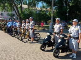 С помощью городской власти в Бердянске возродили вело - мотополицию