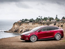 У Tesla Model X появилась «доступная» комплектация