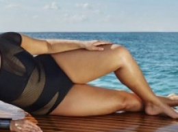Как выглядит Эшли Грэм без фотошопа: снимки модели plus-size в купальнике