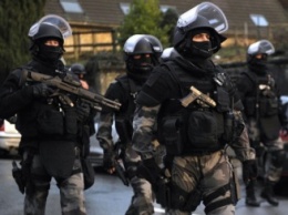 Власти Франции объявили набор добровольческого резерва полиции