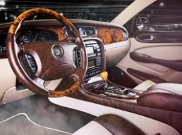 Тюнеры прокачали интерьер седана Jaguar XJ