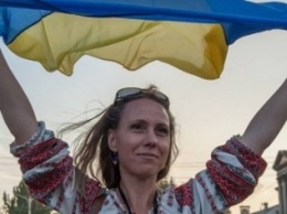 Известный запорожский волонтер Екатерина Матюха пошла служить в АТО