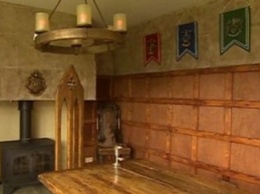 Фанаты Гарри Поттера обустроили часть Хогвартса в собственном доме