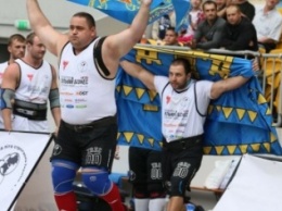 Марицуполец Александр Лашин вместе с львовянином выиграли Чемпионат мира по стронгмэну (ФОТО)