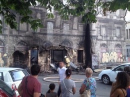 В Ялте сгорело заброшенное здание на улице Чехова
