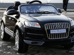 Audi выпустит 3 электромобиля до 2020 года