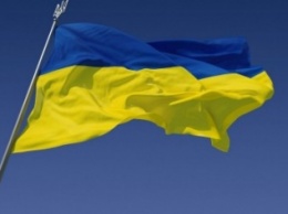 В Каховке офицер ВМС Украины порвал украинский флаг и грозил "русским миром" (фото)