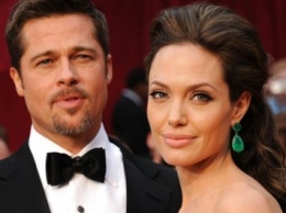 Анджелина Джоли и Брэд Питт хотят спасти брак седьмым ребенком