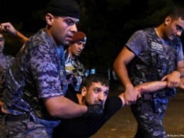 После протестов в Ереване возбуждены дела в отношении 23 человек