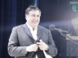 В Тбилиси сожгли чучело Саакашвили