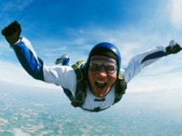 Скайдайвер из США прыгнул с высоты 7,6 тыс. метров без парашюта