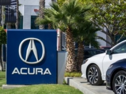2018 Acura TLX показала новый облик