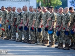 В День ВДВ николаевские десантники почтили память погибших собратьев