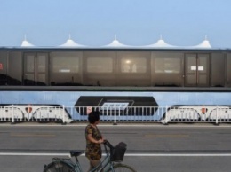 В Китае испытали "автобус будущего"