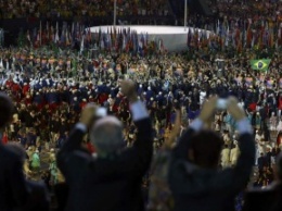 На церемонии открытия Олимпийских игр в Рио завершился парад спортсменов