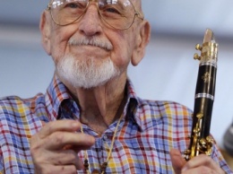На 87-м году жизни скончался известный музыкант Пит Фонтейн
