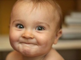 Новорожденные макаки улыбаются гораздо чаще, чем младенцы